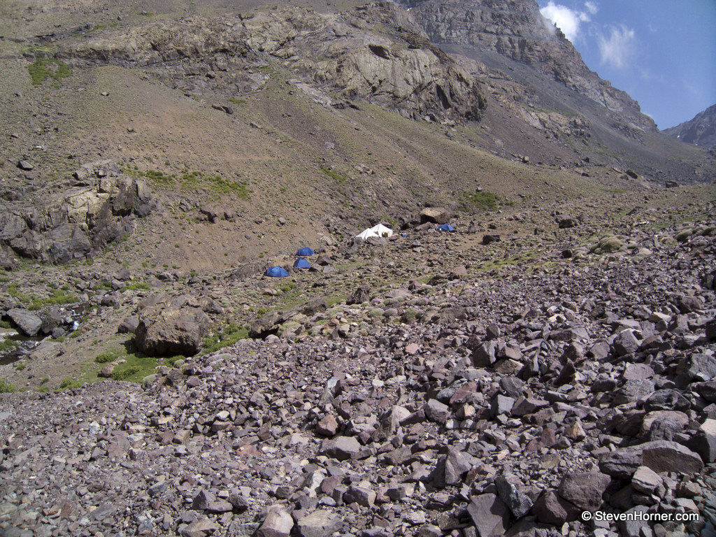 Walking Mt Toubkal