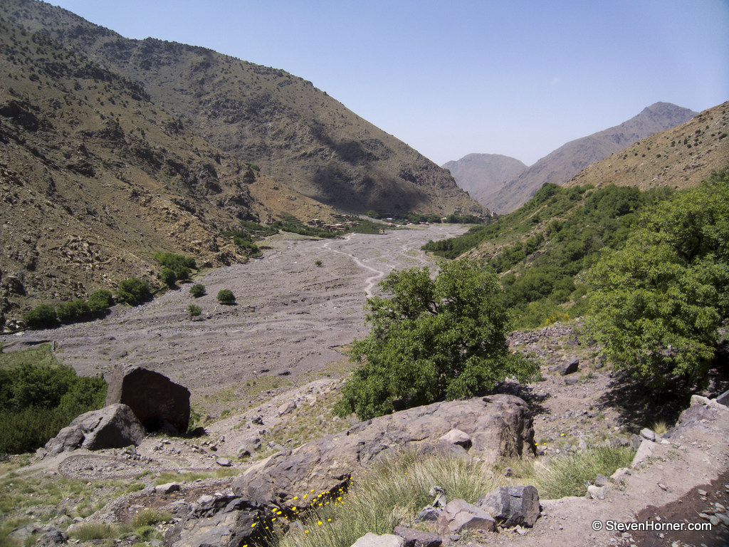 Walking Mt Toubkal