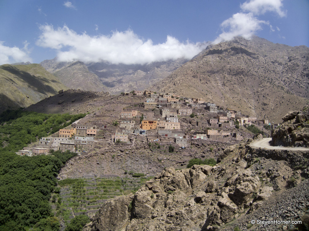 Walking Mt Toubkal